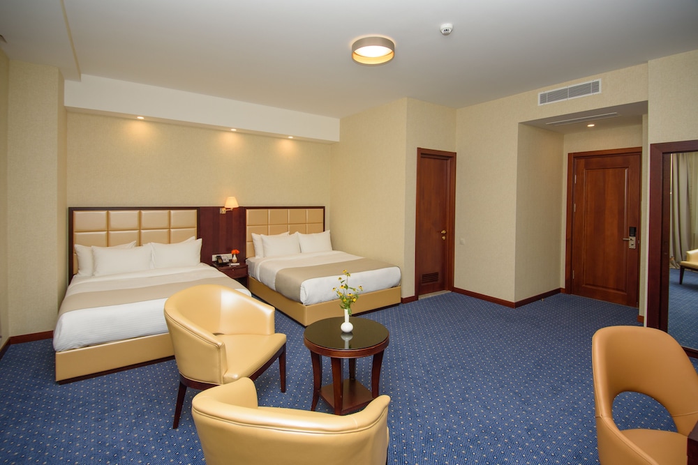 KMM Hotel Tbilisi 32/65
