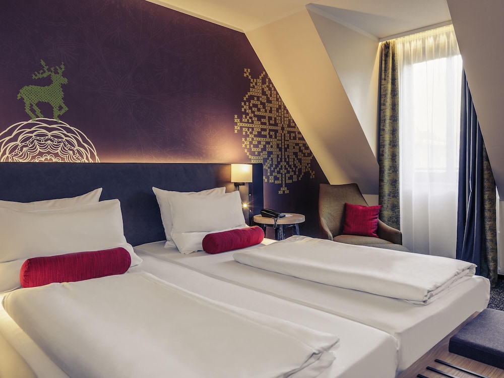 SUPERIOR, TWIN BEDS