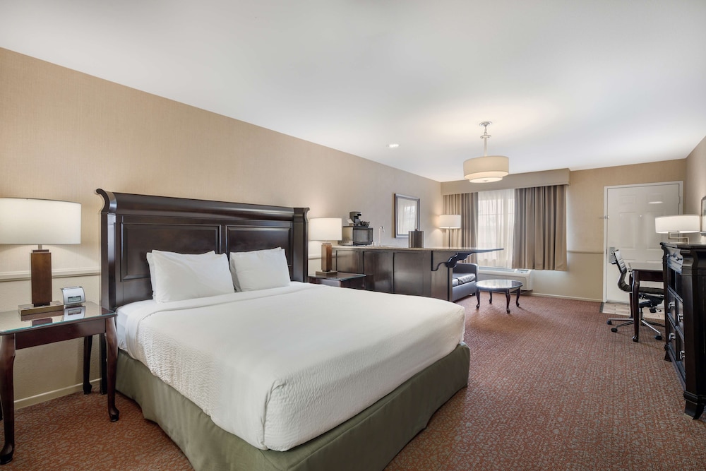 Best Western Corona Hotel and Suites 11/33