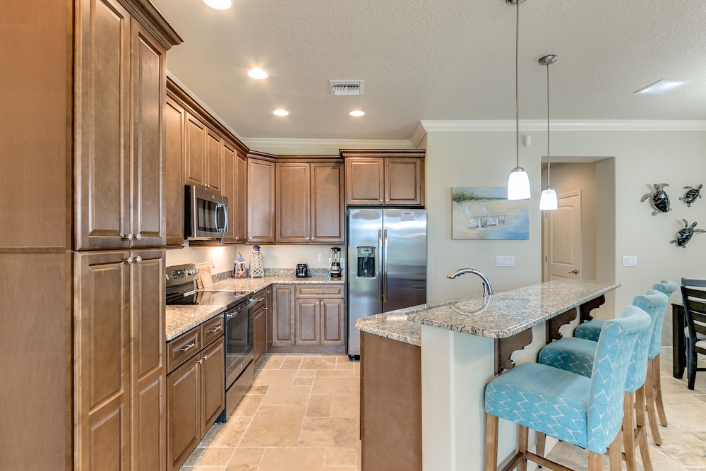 Cape Crossing Resort & Marina 57/68