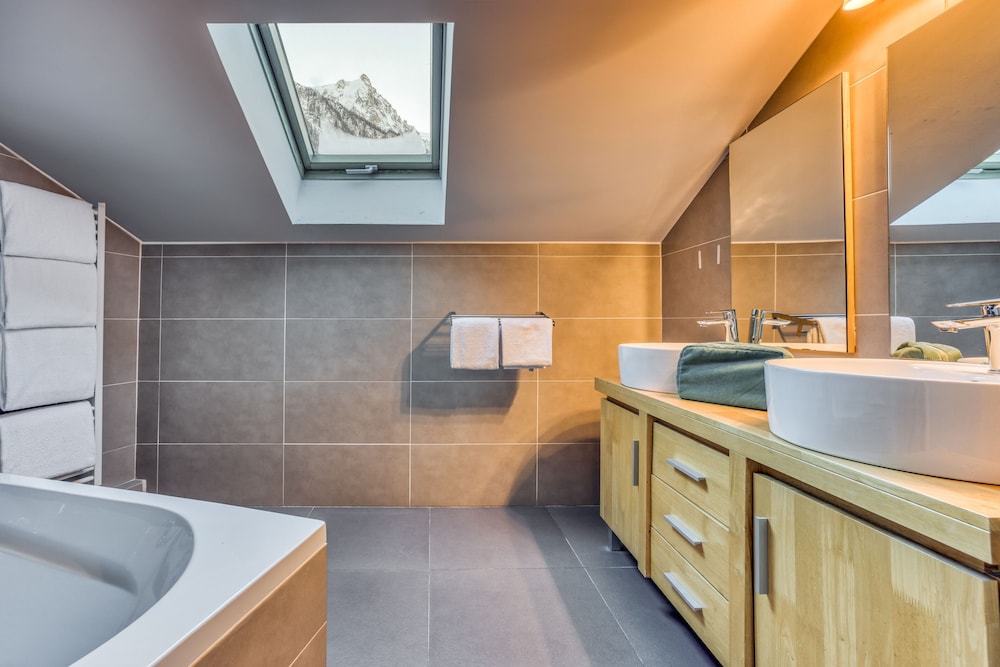 Hotel Lyret Chamonix 50/50