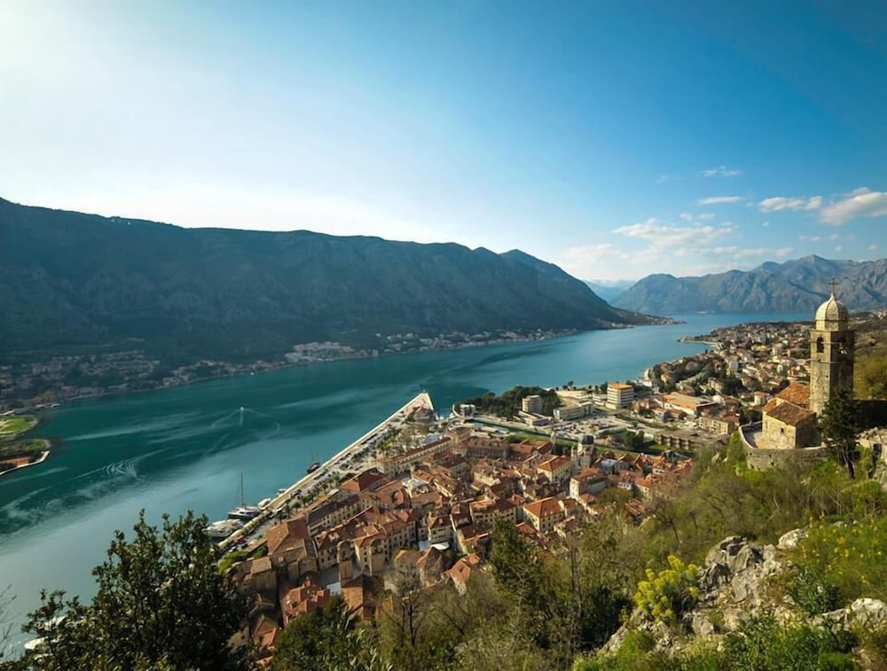Almare Apartments Budva 37/50