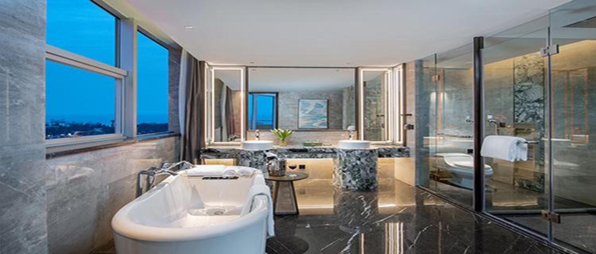 Golden Shining New Century Grand Hotel Beihai 46/49