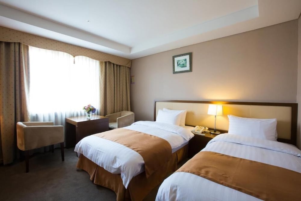 Samjung Hotel 10/44