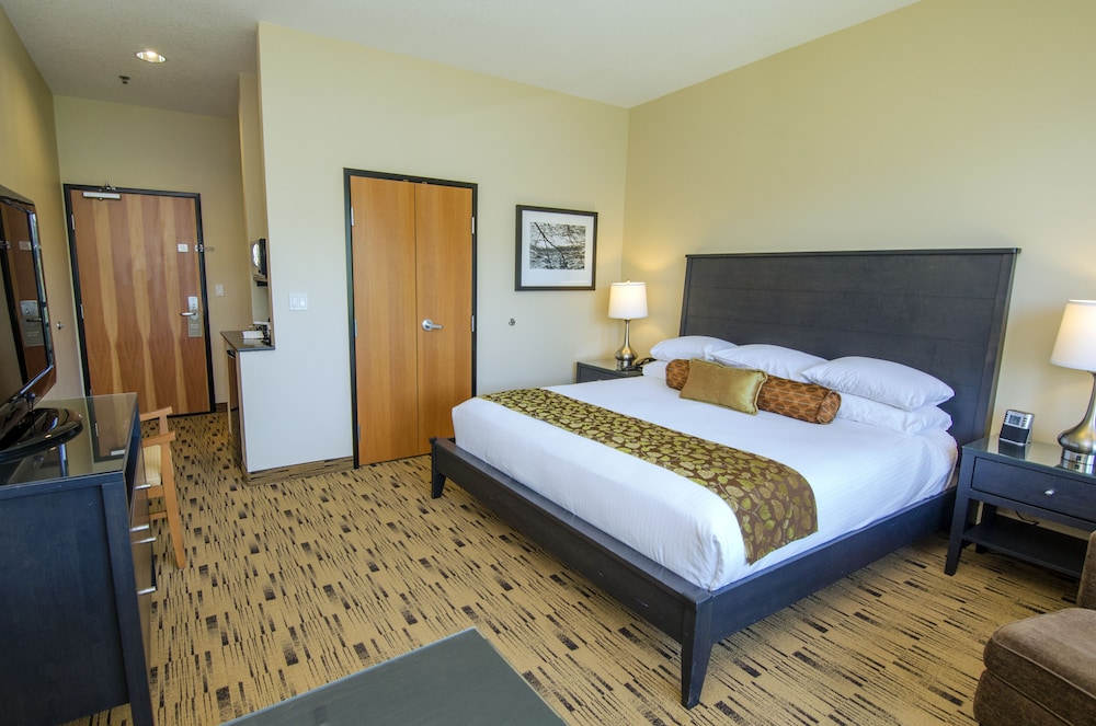 Best Western Plus Hood River Inn 18/80