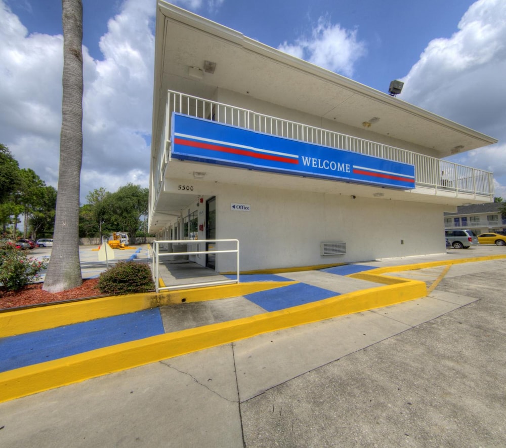 Motel6 Orlando, FL - Winter Park 40/53