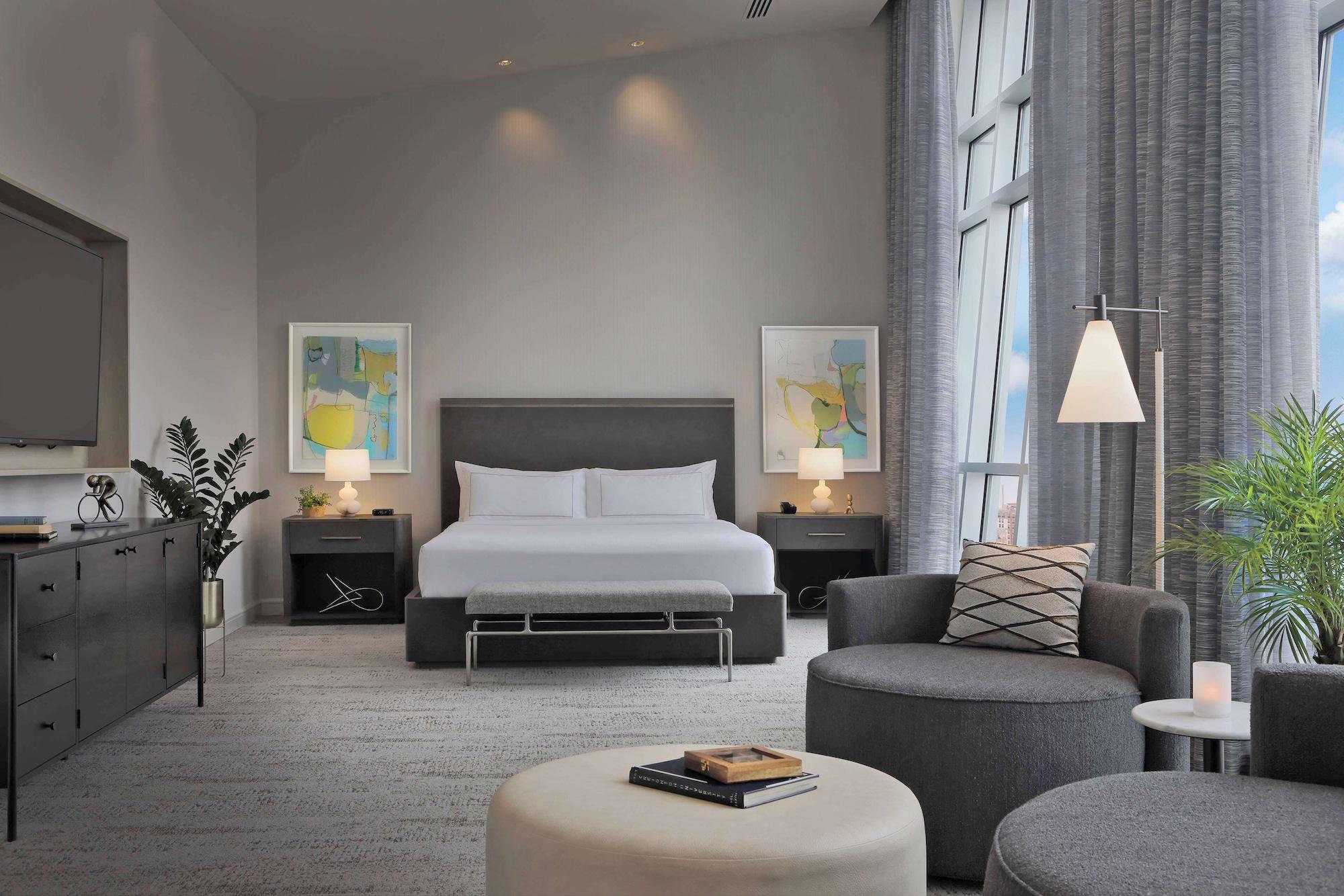 جناح رئاسي لذوي الإعاقة، HILTON OMAHA 2/4