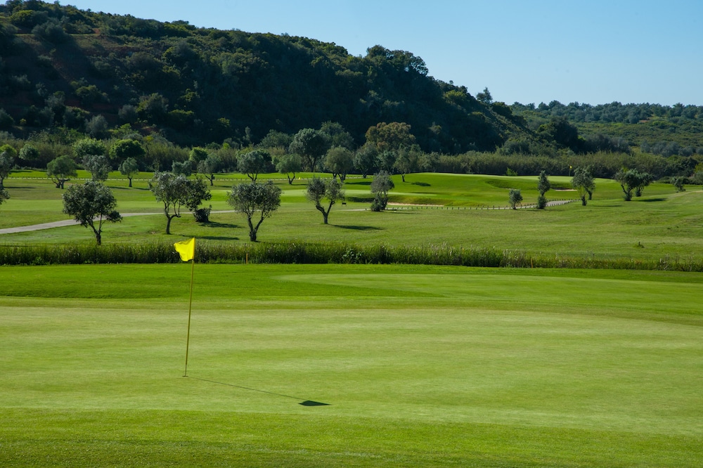 NAU Morgado Golf & Country Club 25/50