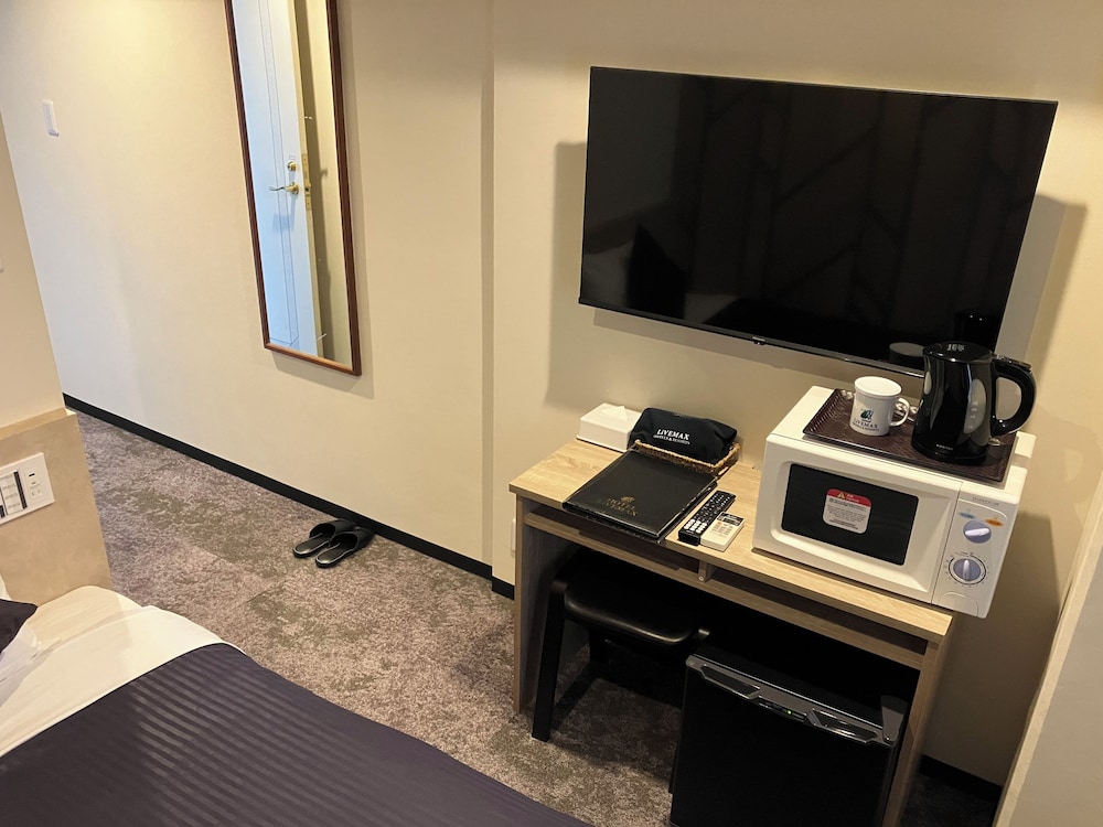 Hotel Livemax BUDGET Naha 45/45