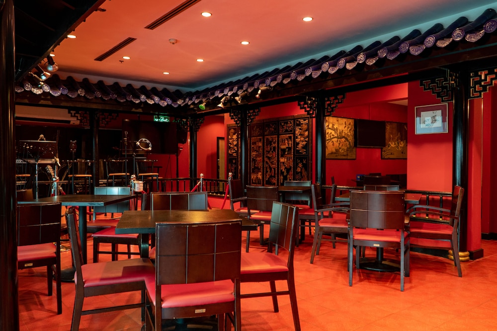 restaurant cafeteria