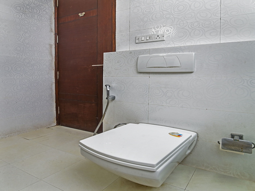 Haris Court Gurgaon 38/50