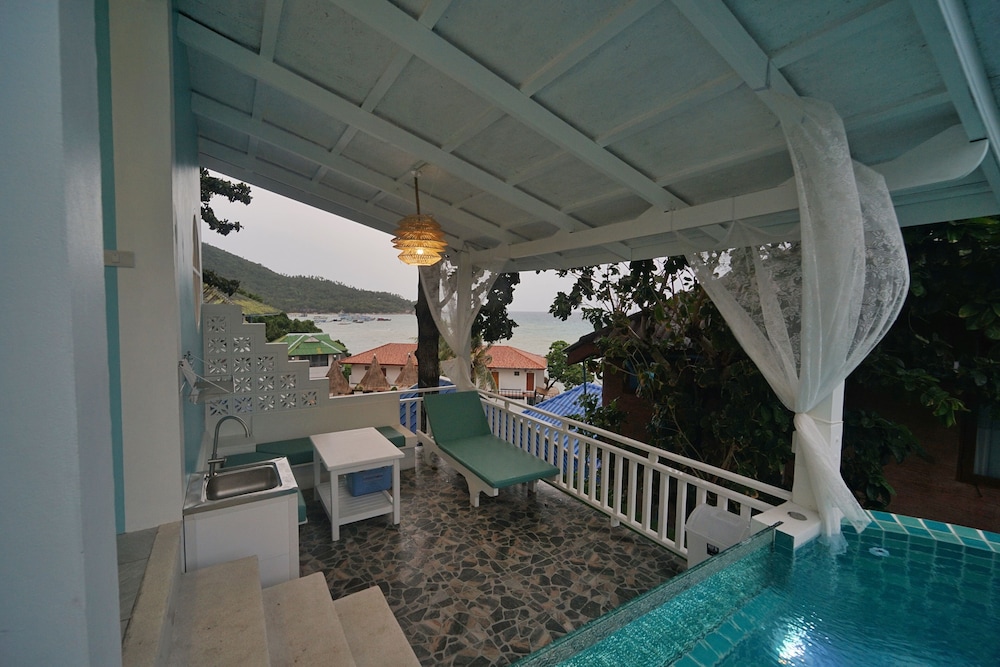DD Hut Koh Tao 23/50