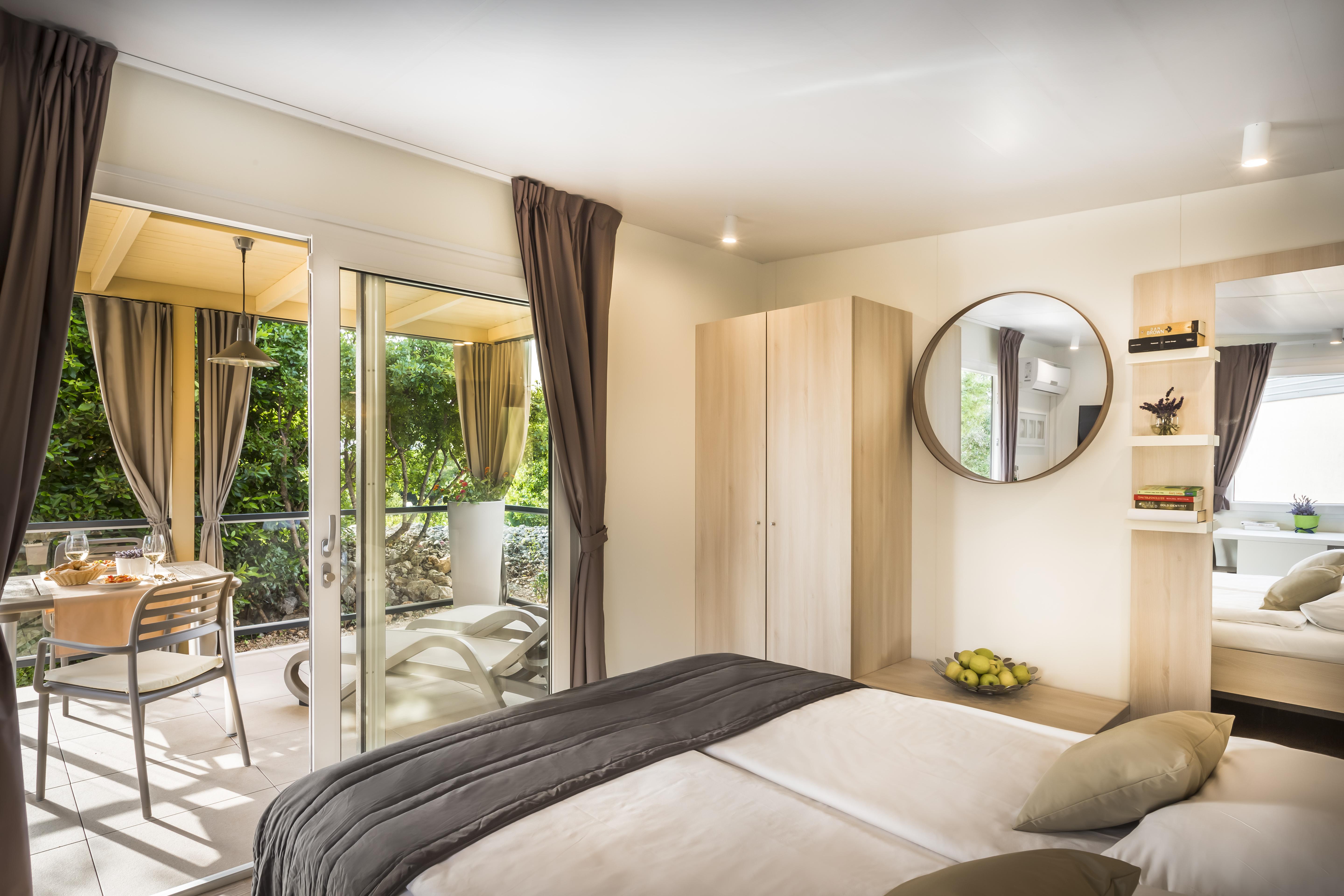 1 Bedroom, Mobile Home, Premium, Terrace