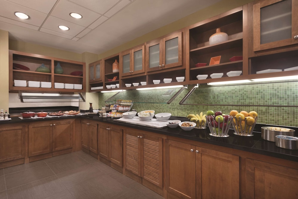 Hyatt Place Chicago/Hoffman Estates 30/48