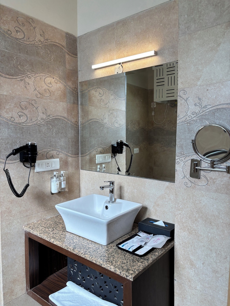 Regenta Resort and Spa Mashobra 56/61
