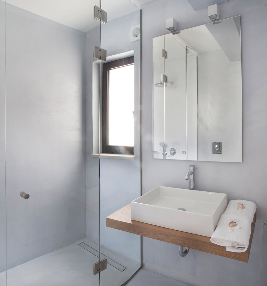 Aethrion Boutique Homes 43/50