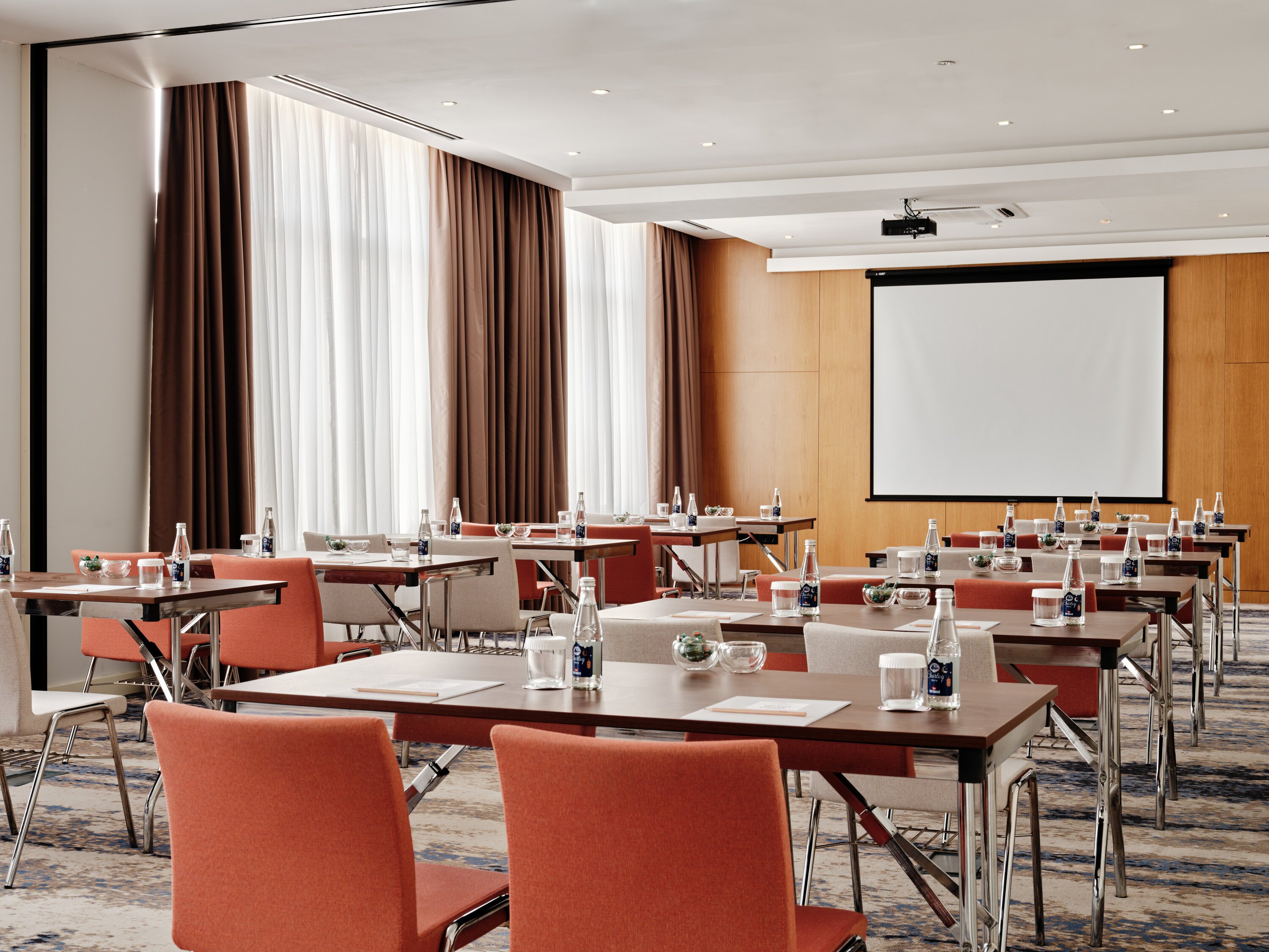 Crowne Plaza Tashkent an IHG Hotel 43/57