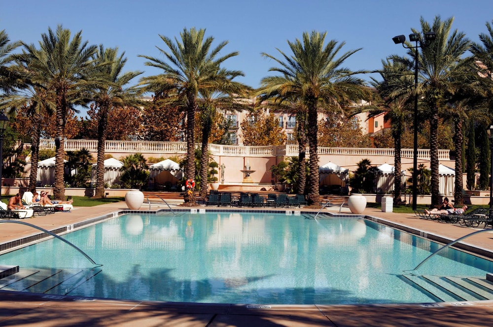 Universal's Loews Portofino Bay Hotel 7/83