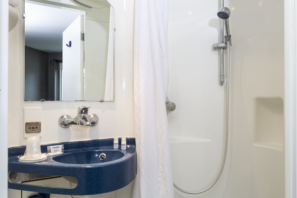Hotel Balladins Lyon/Chanas 21/22