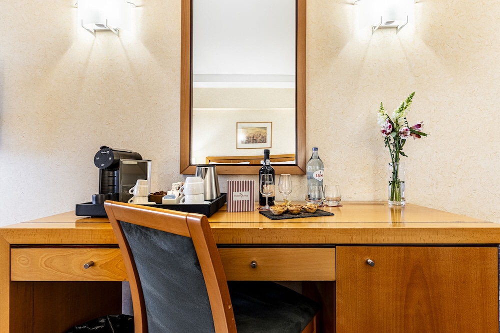 Roma Hotel Lisbon 39/50
