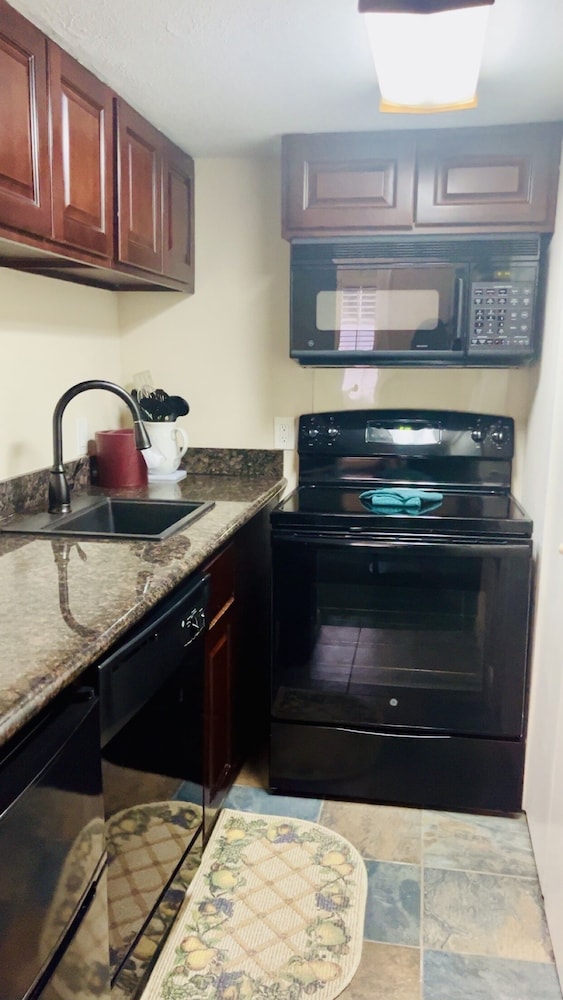 Plaza Suites Downtown New Orleans 11/50