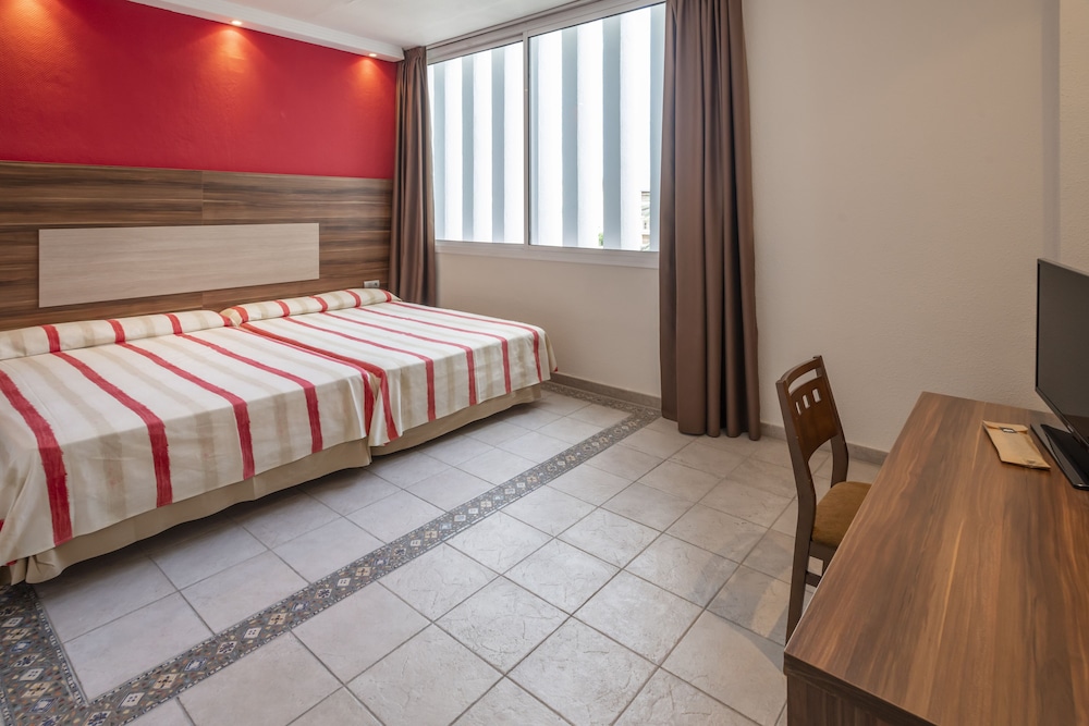 4R Gran Europe Hotel 13/50