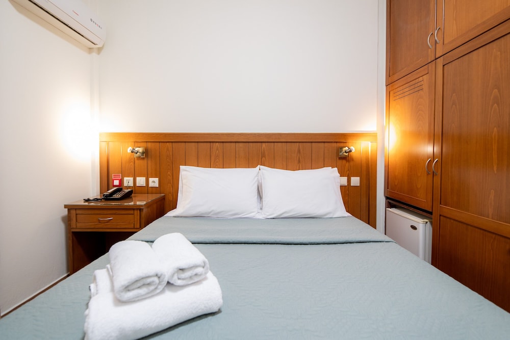 Philippos Hotel 14/63