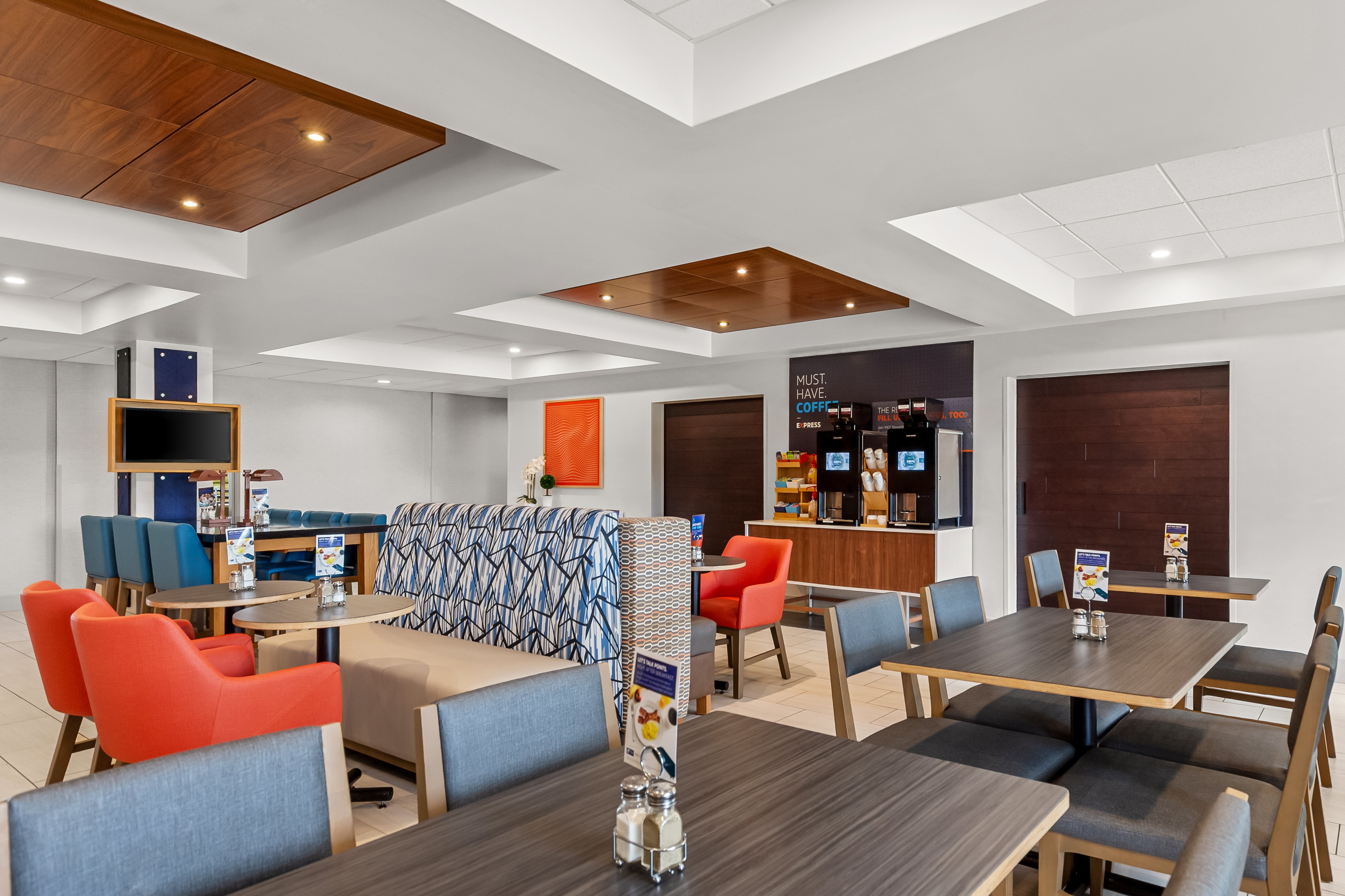 Holiday Inn Express Hotel And Suites Vandalia 64/78