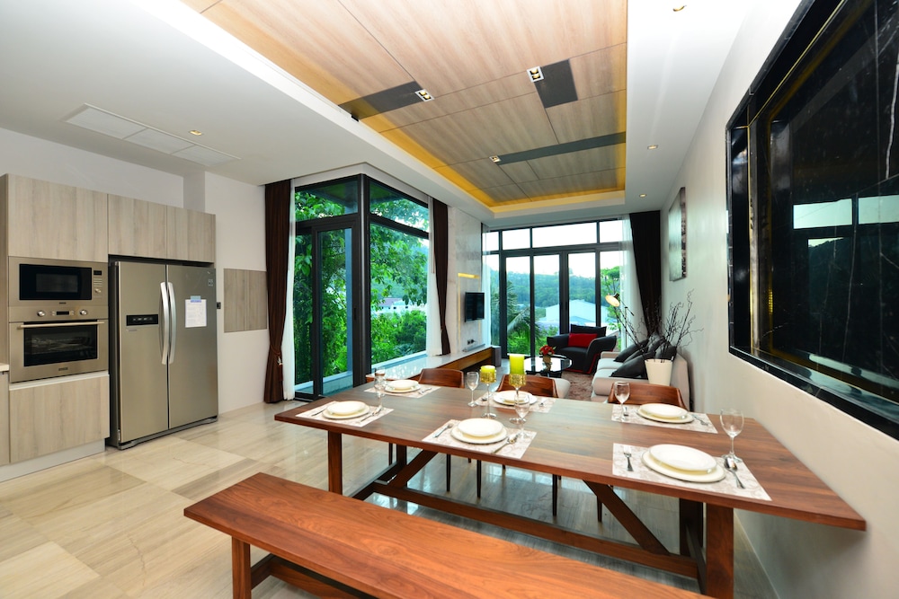 Bukit Pool Villas 28/44