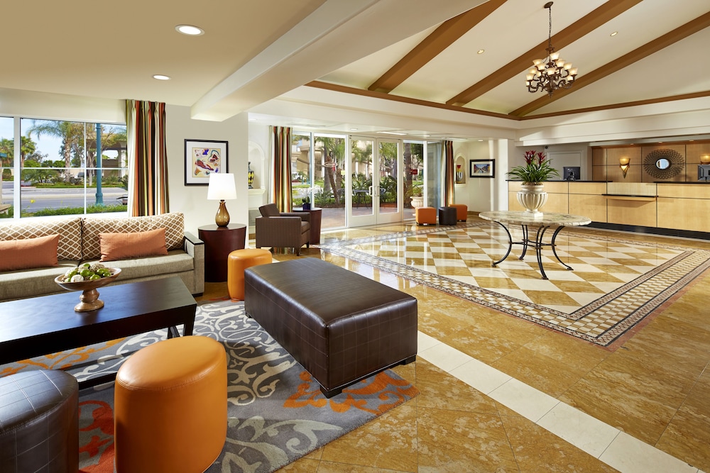 Anaheim Portofino Inn and Suites 26/30