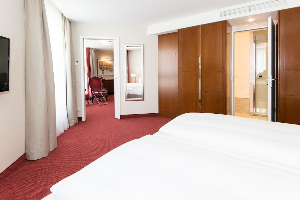 Best Western Plus Hotel St. Raphael 5/48