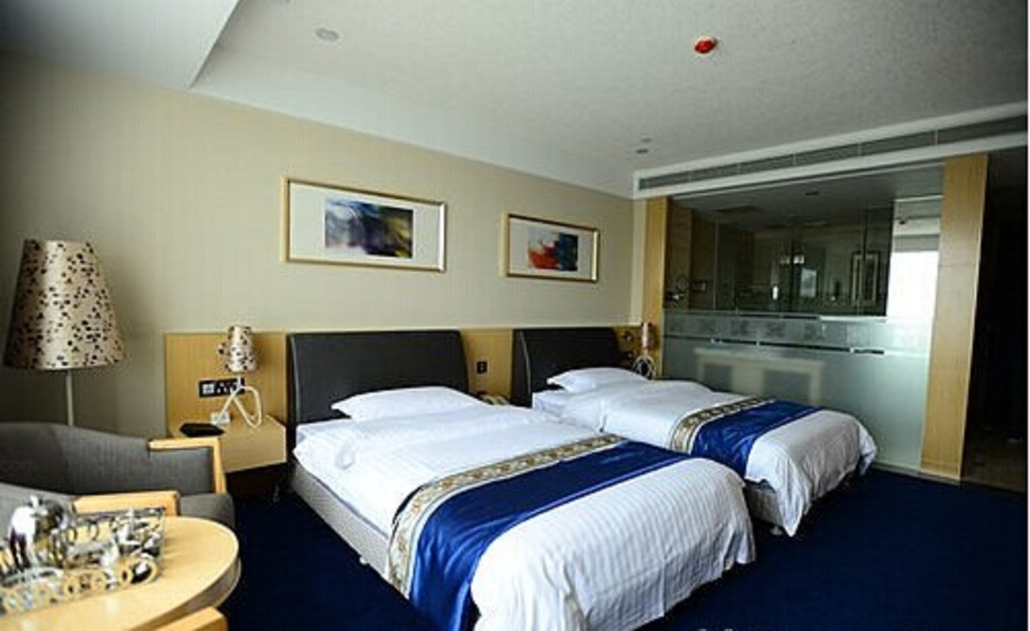 Best Yue Hang Hotel 8/32