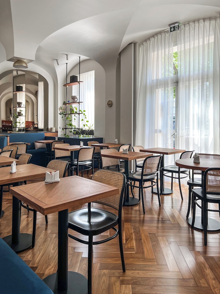 Le Friedland (ex Champs Elysees Friedland) 56/68