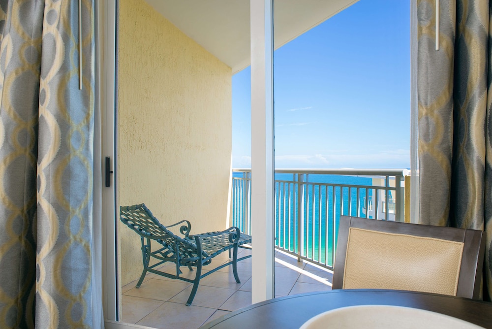 Doubletree By Hilton Ocean Point Resort – North Miami Beach 54/68