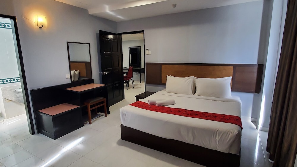 Leisure Cove Hotel Apartments 18/50