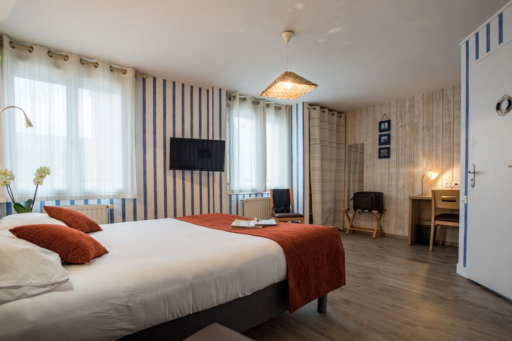 Hotel Des Halles 2/66