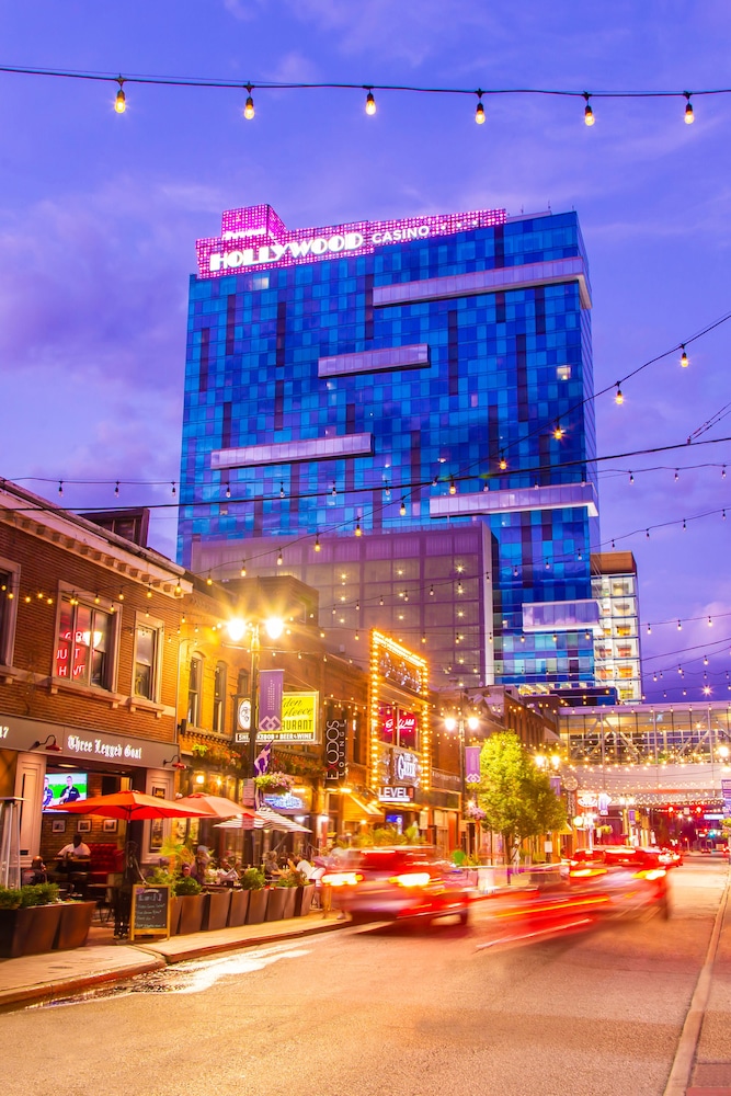 Greektown Casino Hotel 5/62