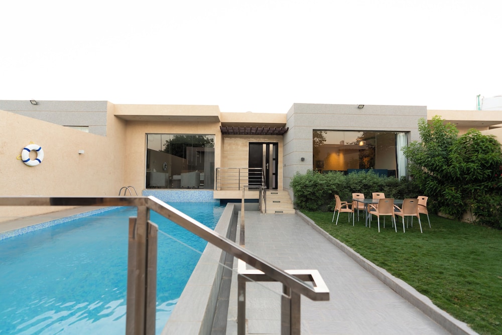 شاليهات ذا كورنر(The Corner Chalets) 24/26
