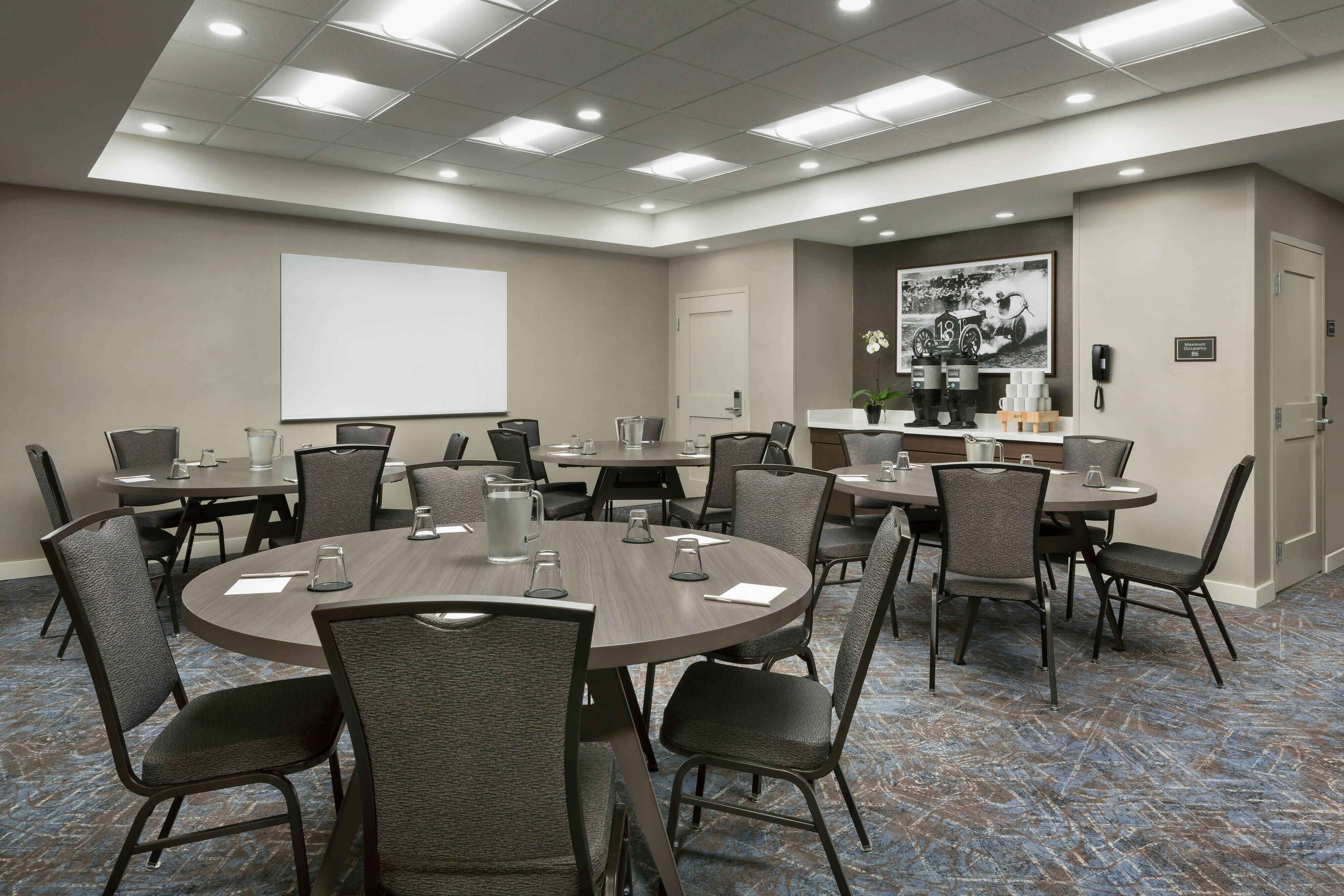 Residence Inn Long Island Garden City 42/51