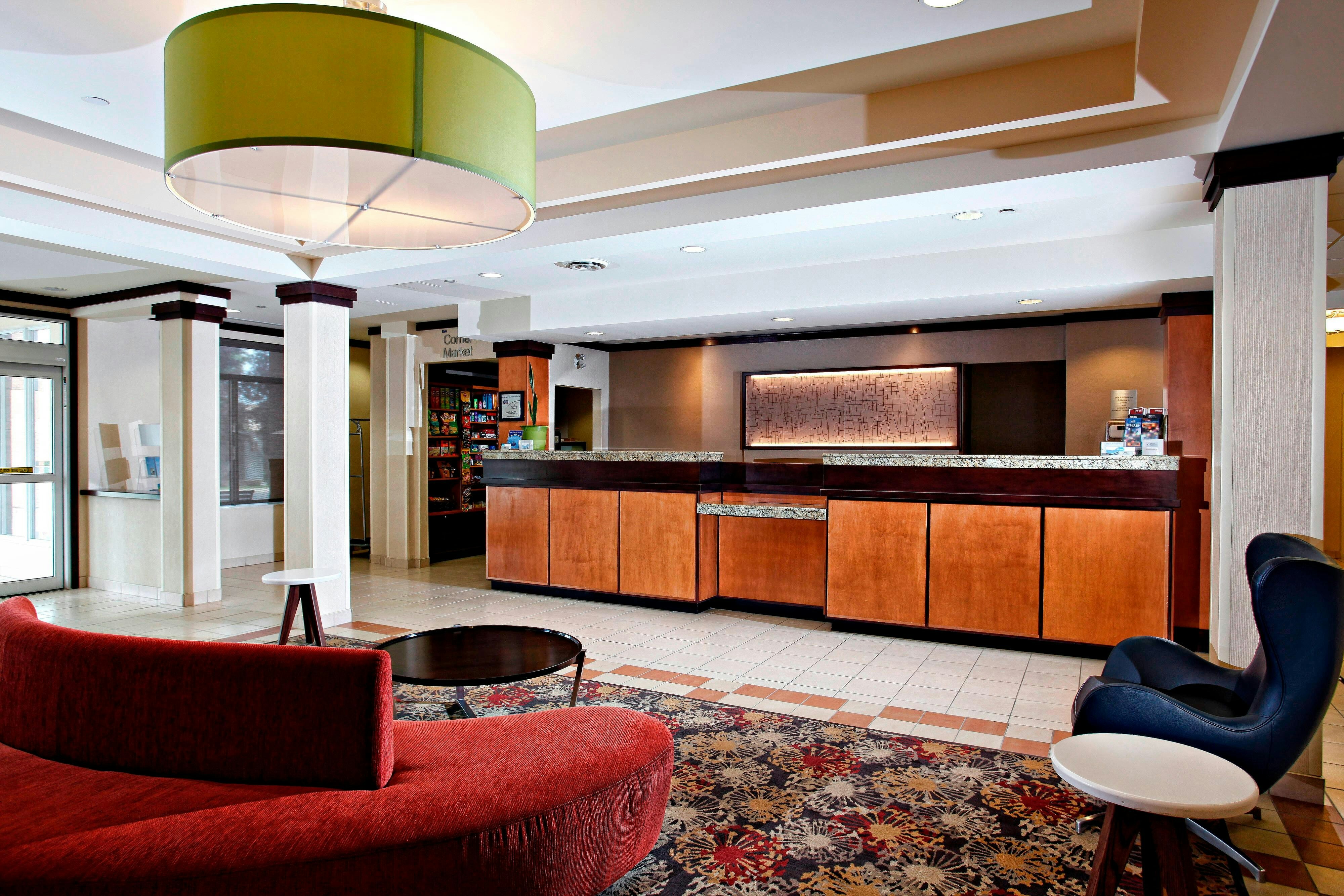 Fairfield Inn And Suites Sudbury 4/36