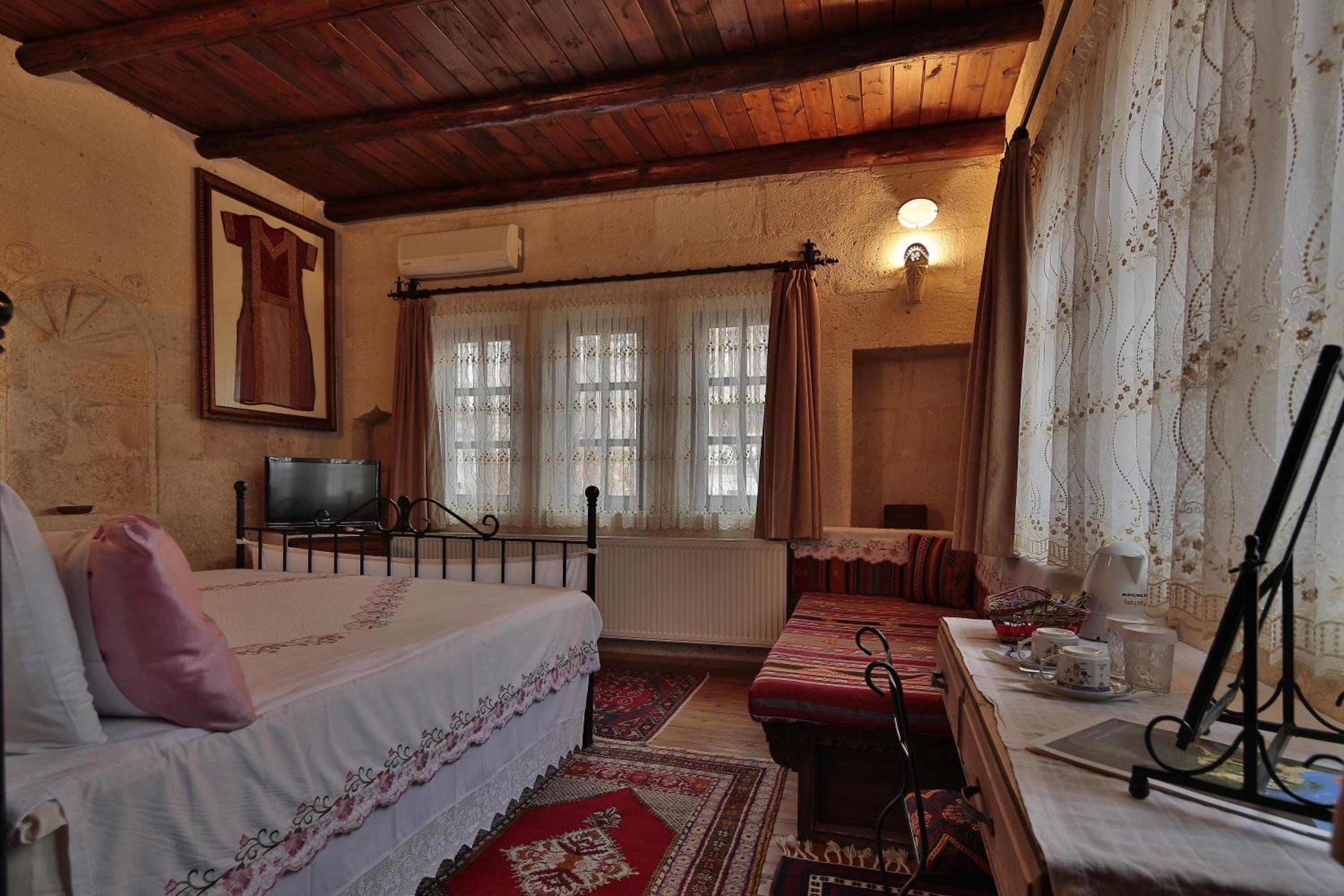 غرفة قياسية بسرير كوين، Selcuklu Evi Cave Hotel - Special Class 2/5