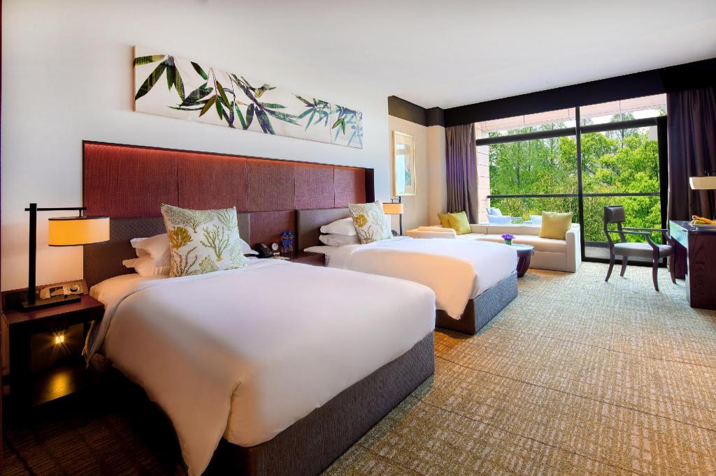 Premium, 2 Double Beds, with View