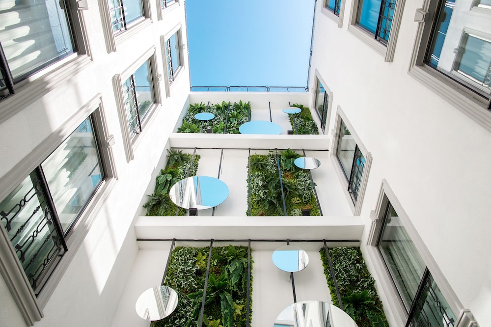 TEATRO ROOMS HOTEL in BAKU