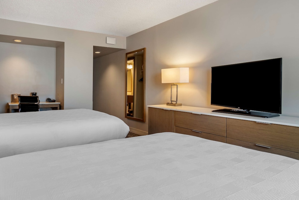 Best Western Plus Vancouver Airport Hotel 16/50