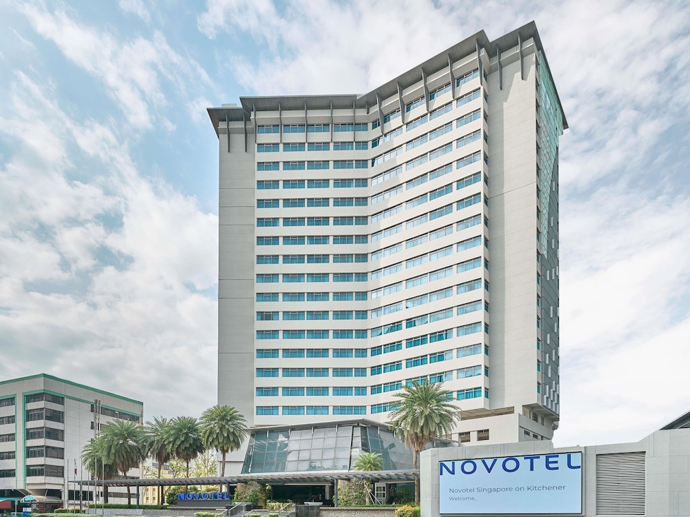 Novotel Singapore on Kitchener 7/61
