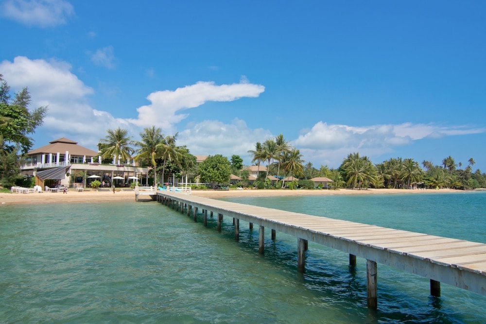MAKATHANEE RESORT 51/63