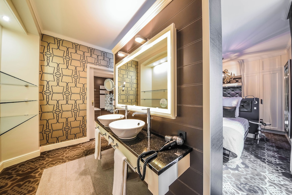 Le Clervaux Boutique Hotel 50/50