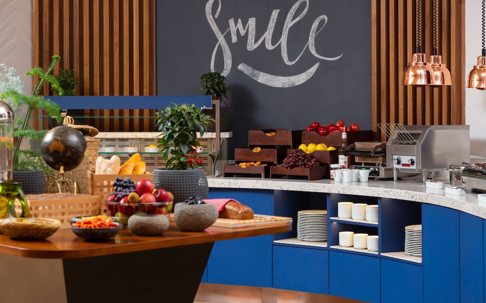 Hampton By Hilton Turkistan 36/44