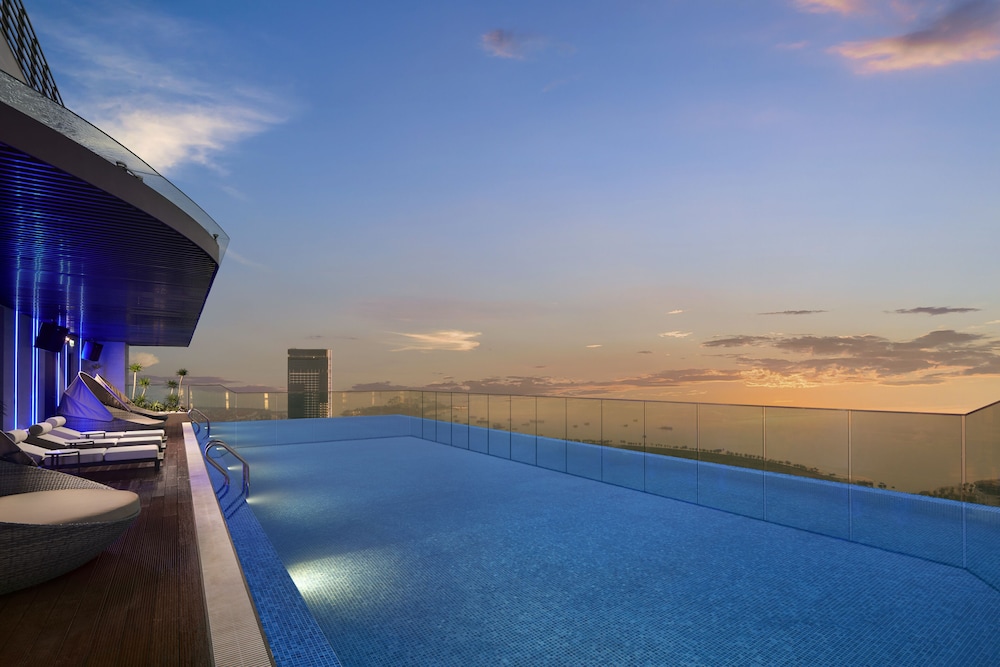 THE WATSON PREMIUM HALONG HOTEL 45/50