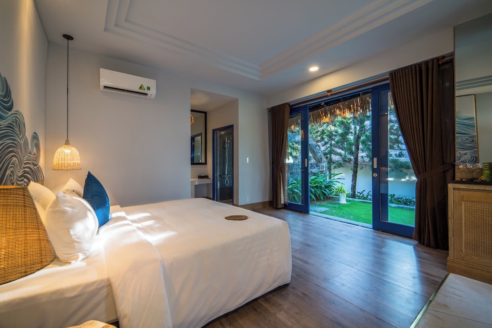 L'Azure Resort and Spa (ex Sasco Blue Lagoon Resort) 15/50